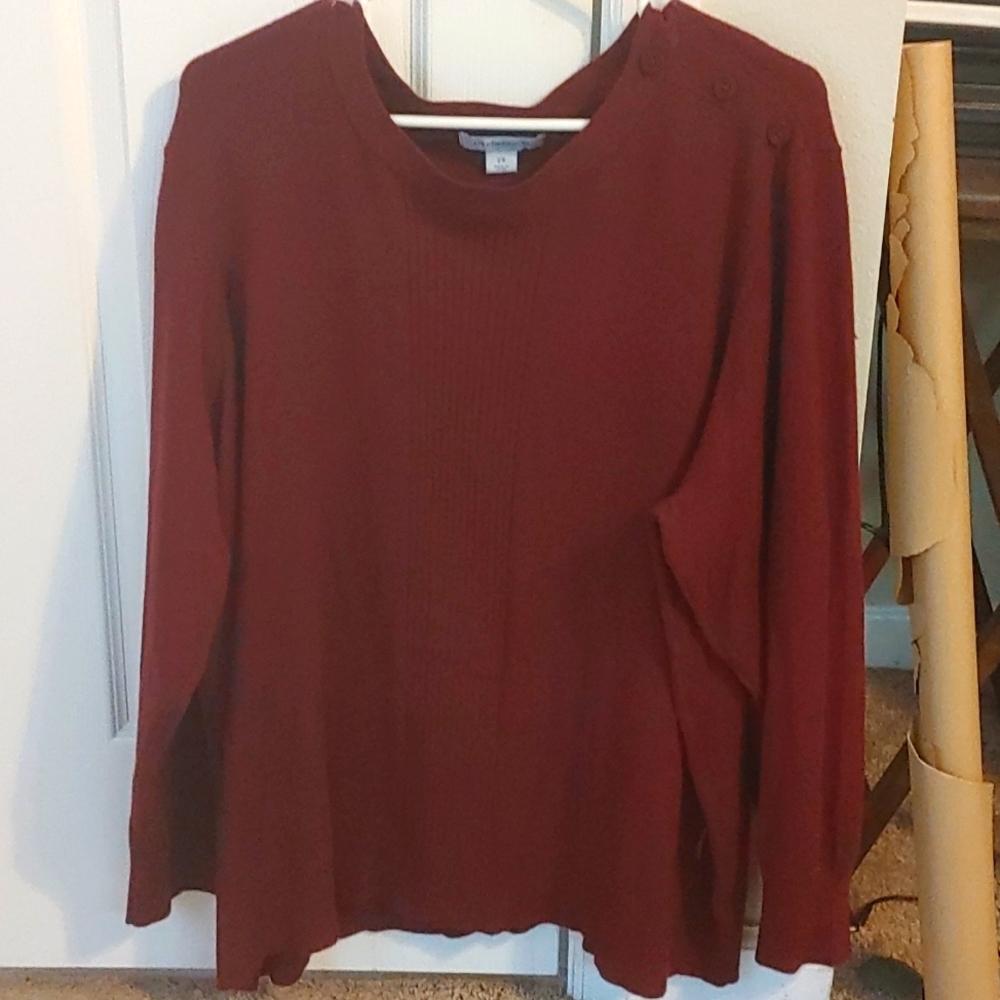 Sweater size 2x burgandy